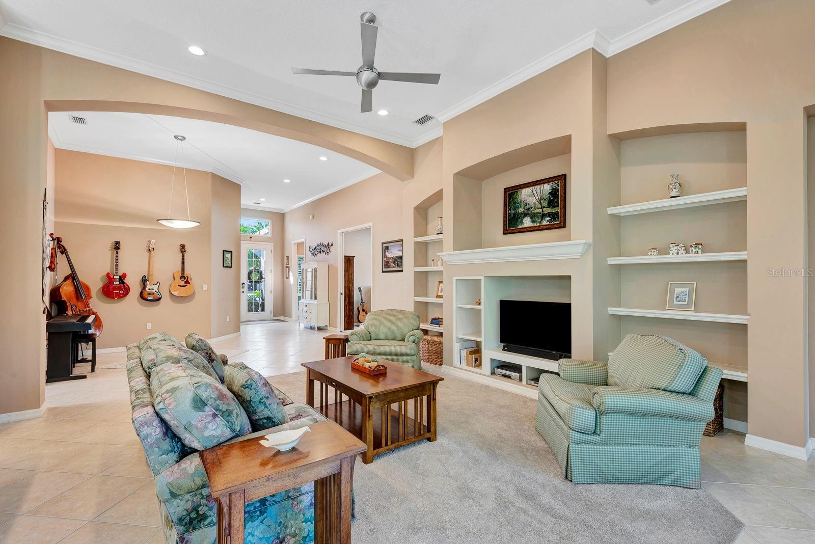 LAKEWOOD RANCH COUNTRY CLUB VILLAGE - Residential