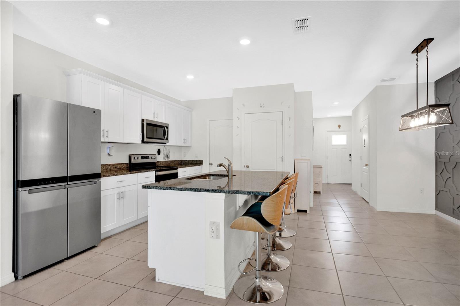 BELLA OAKS - Residential