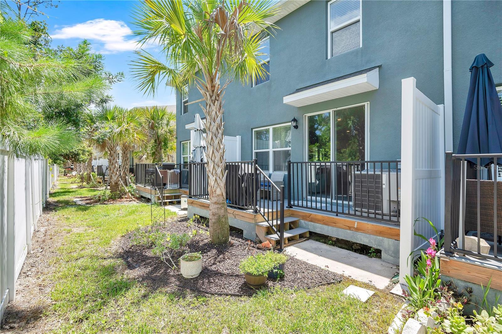 BELLA OAKS - Residential
