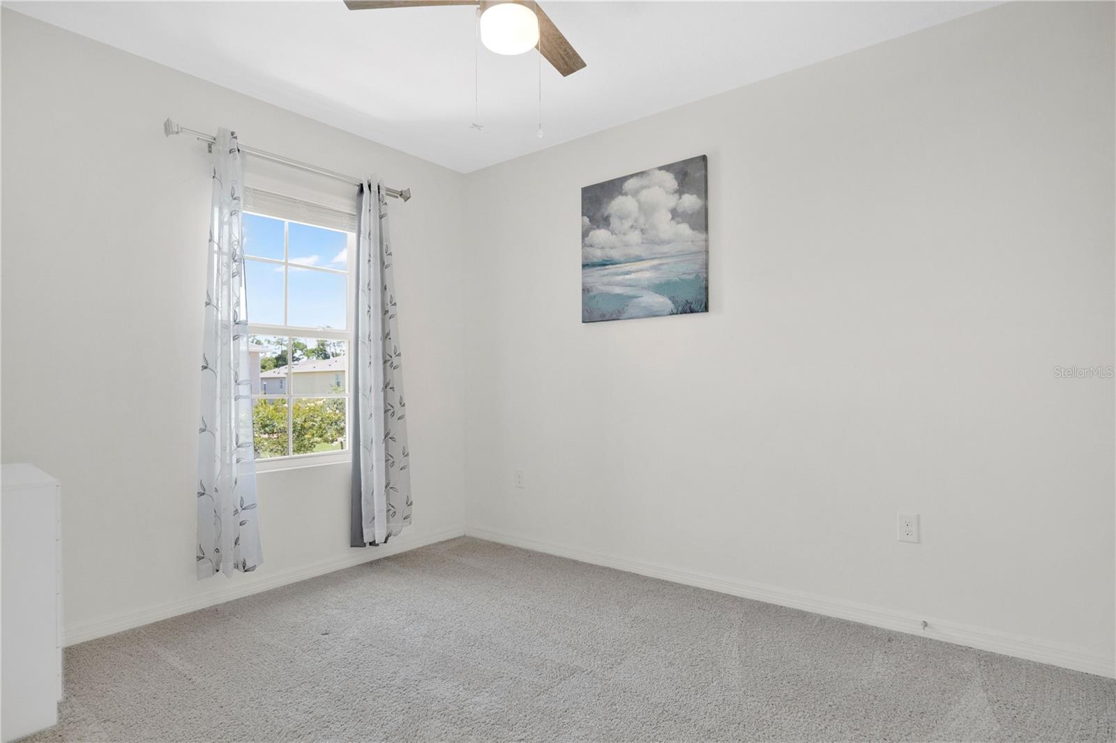 BELLA OAKS - Residential