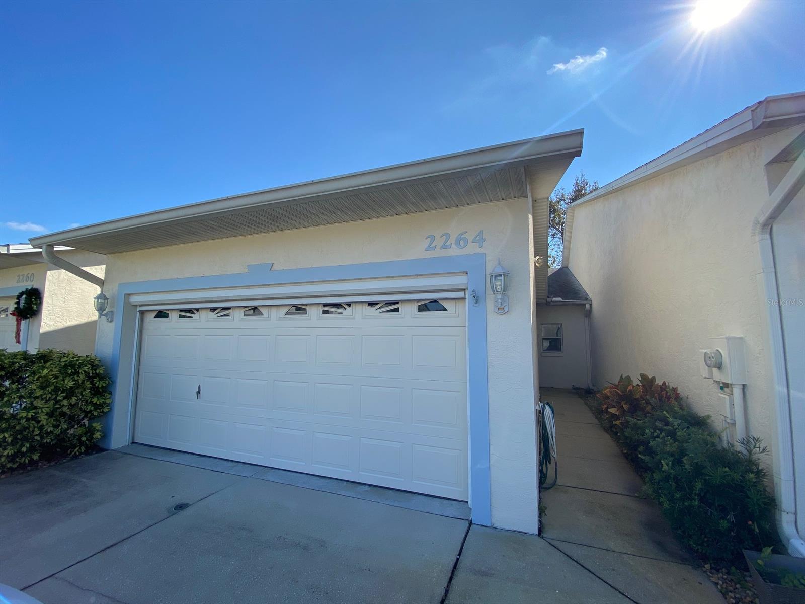 Spacious single-story townhome with family room facing private backyard and patio. Formal dining room or den off of living/dining area. Master bedroom has a big walk in closet. All interior walls have been freshly painted. Rent includes lawn care and maintenance and all the amenities offered at Hidden Pines. Great location near clubhouse, swimming pool and spa. Ample parking for guests at clubhouse. Lighted tennis courts and shuffleboard also. This property is Centrally located in New Smyrna Beach 5 miles to the beach and minutes away from shopping. 1 pet under 20lbs accepted.