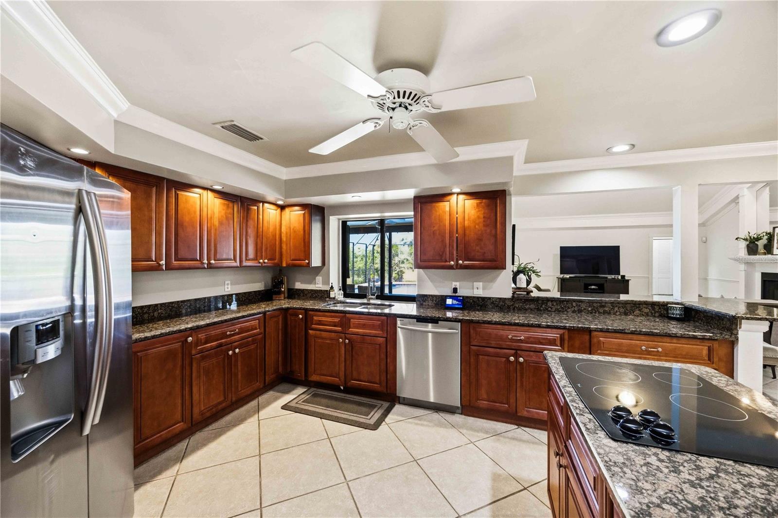 COUNTRY CLUB OF SARASOTA THE - Residential