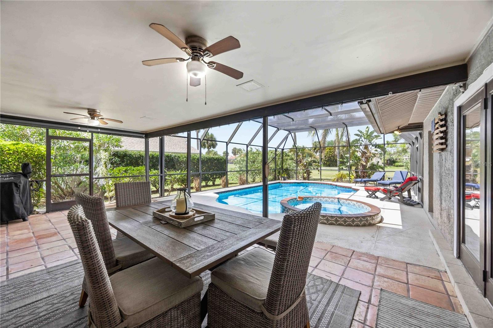 COUNTRY CLUB OF SARASOTA THE - Residential