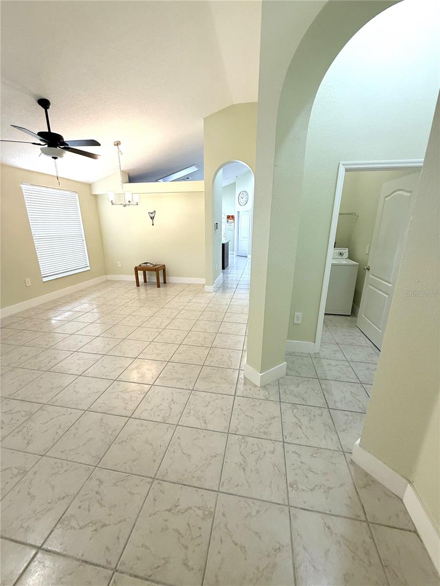 ANDOVER CAY PH 01 44/98 - Residential