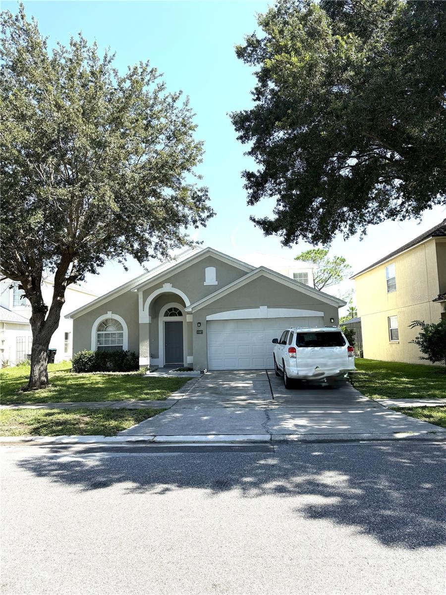 ANDOVER CAY PH 01 44/98 - Residential