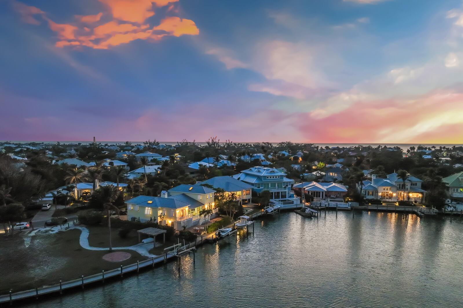HARBOR DRIVE WATERWAYS - Residential
