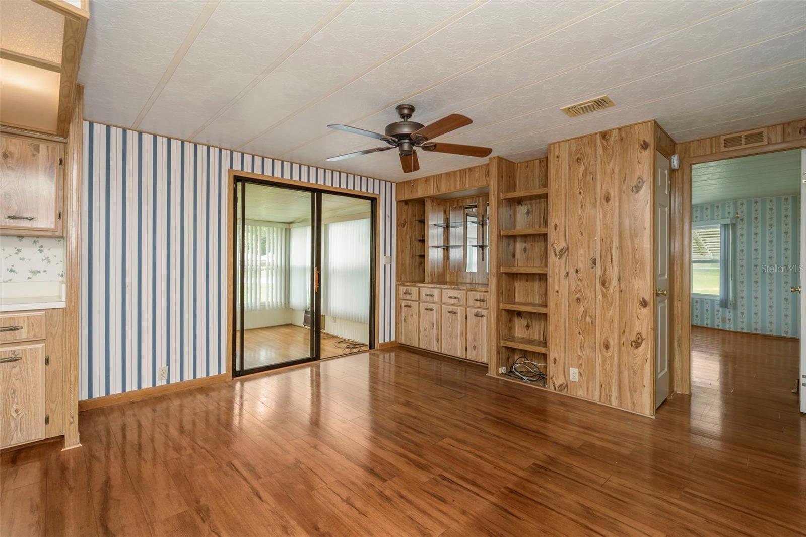 FOXWOOD LAKE ESTATES PH 01 - Residential