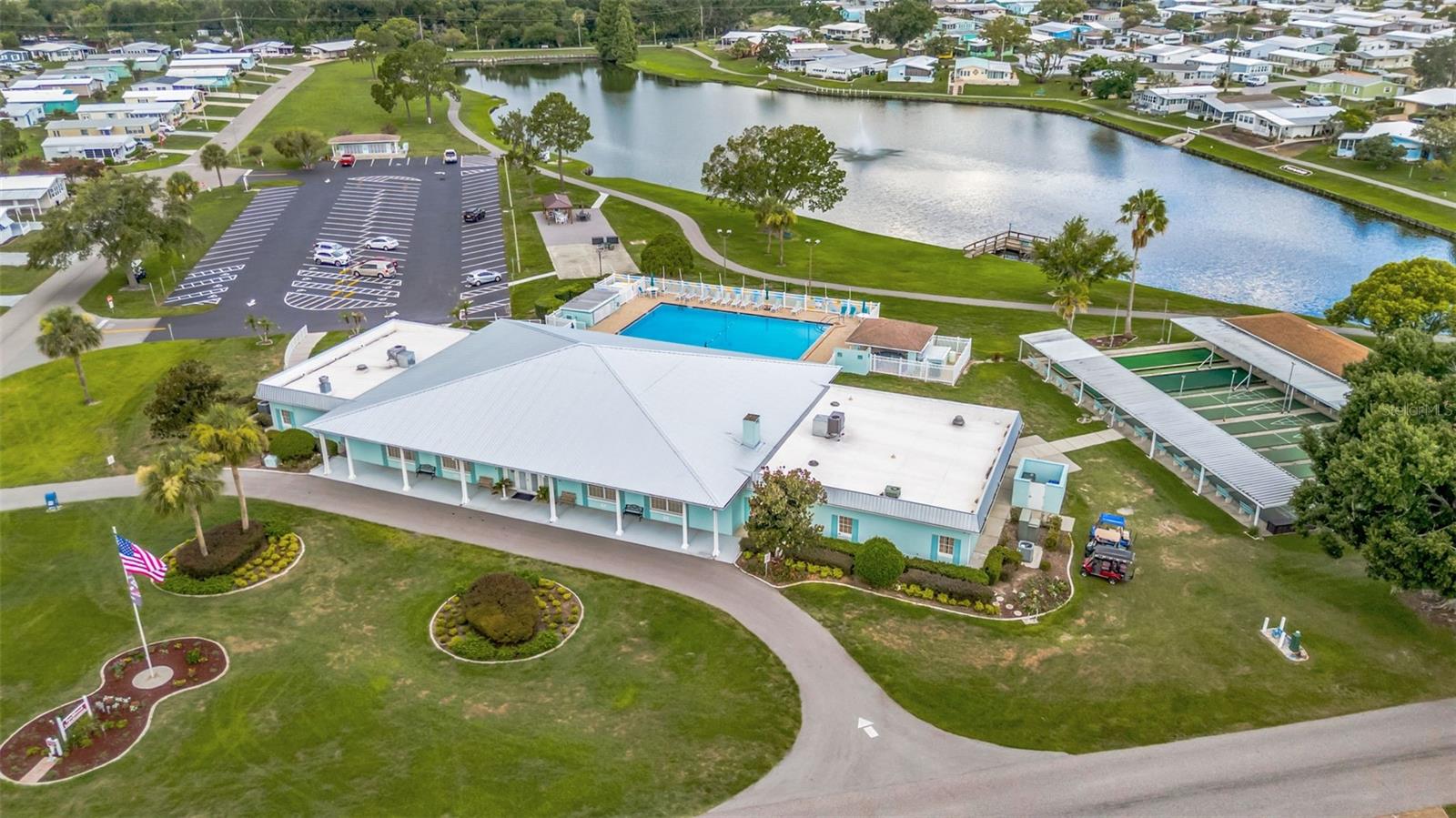 FOXWOOD LAKE ESTATES PH 01 - Residential