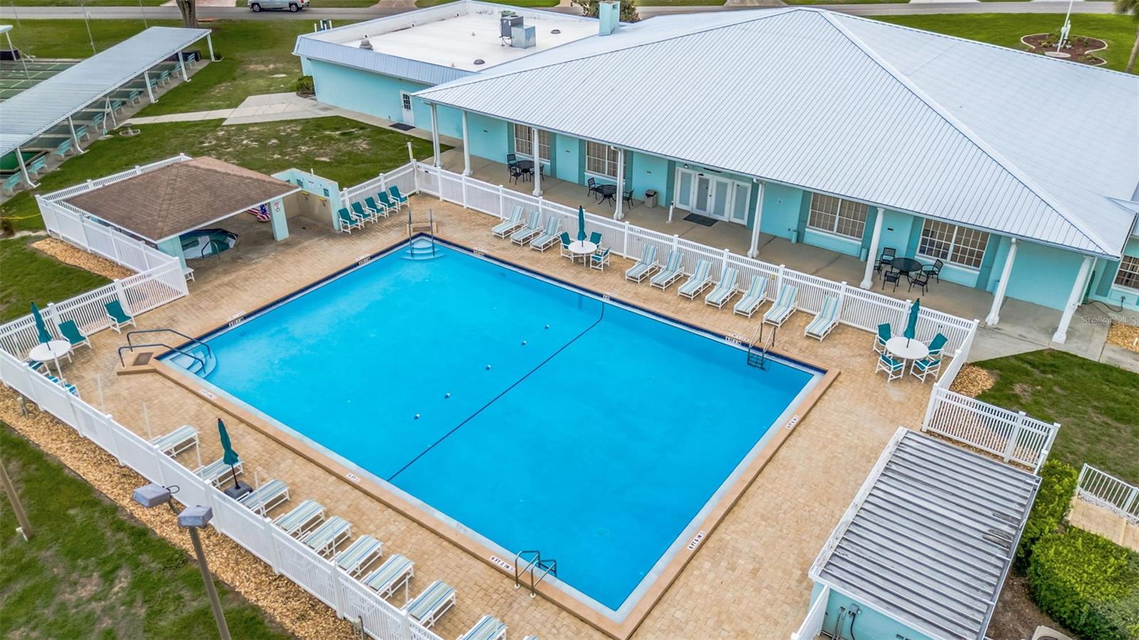 FOXWOOD LAKE ESTATES PH 01 - Residential