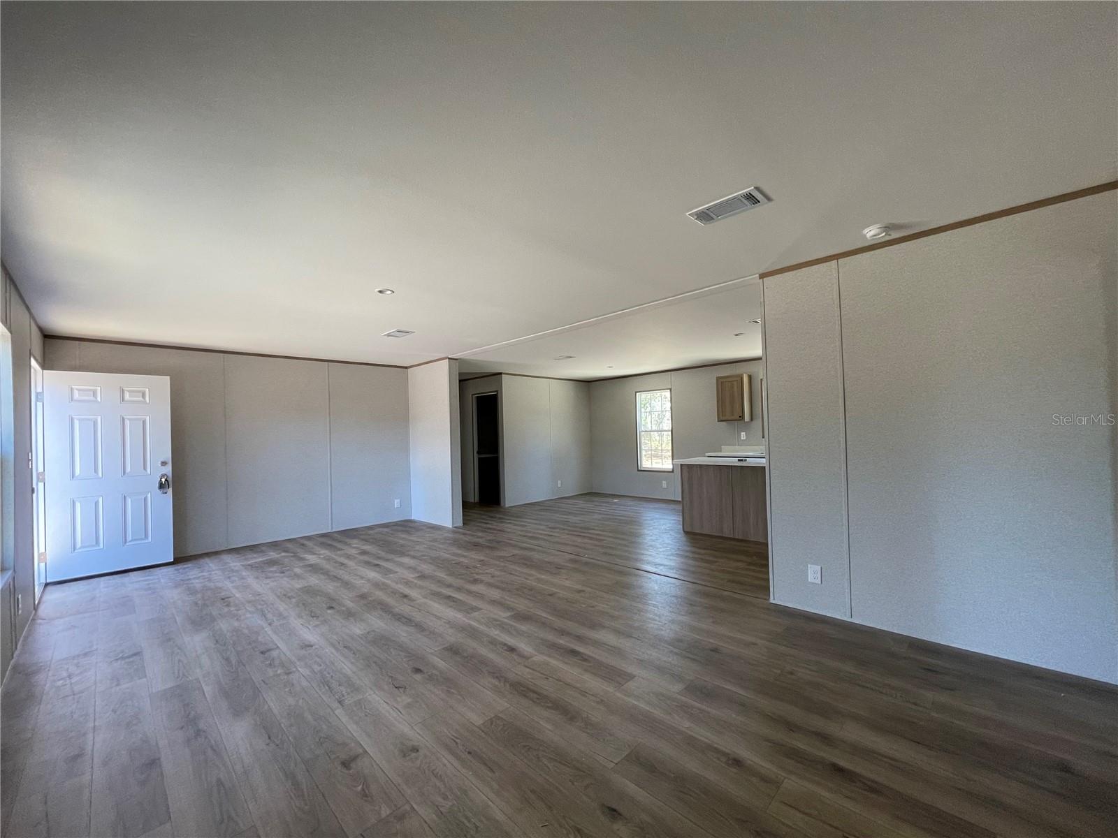WILLISTON HIGHLANDS UN 5 - Residential