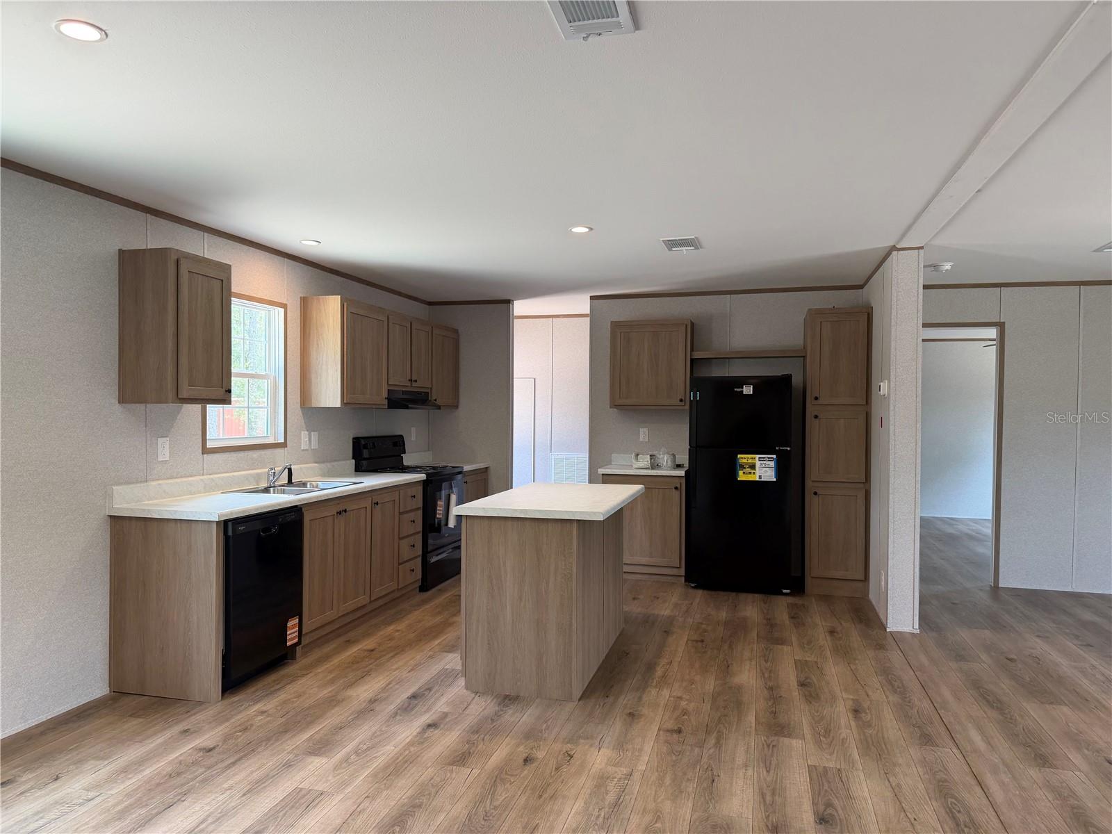 WILLISTON HIGHLANDS UN 5 - Residential