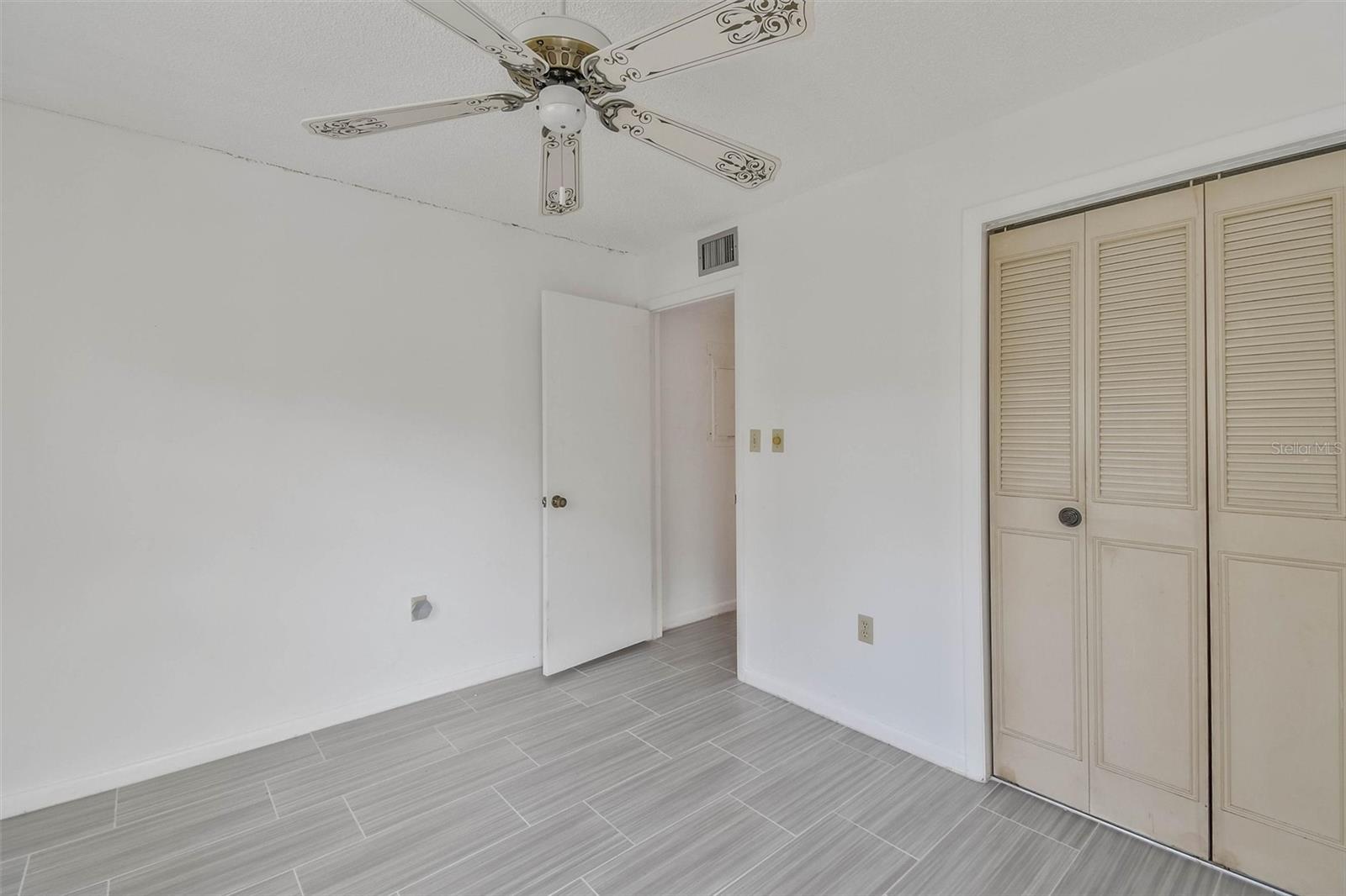 GULF HARBORS CONDO - Residential