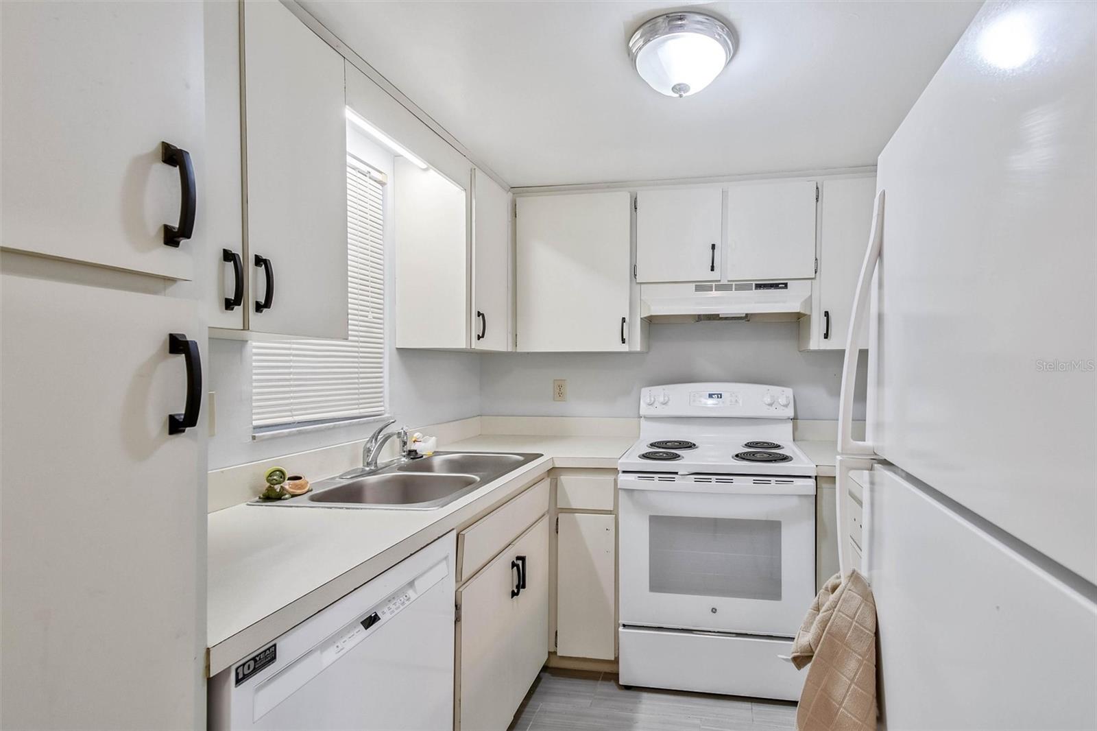 GULF HARBORS CONDO - Residential