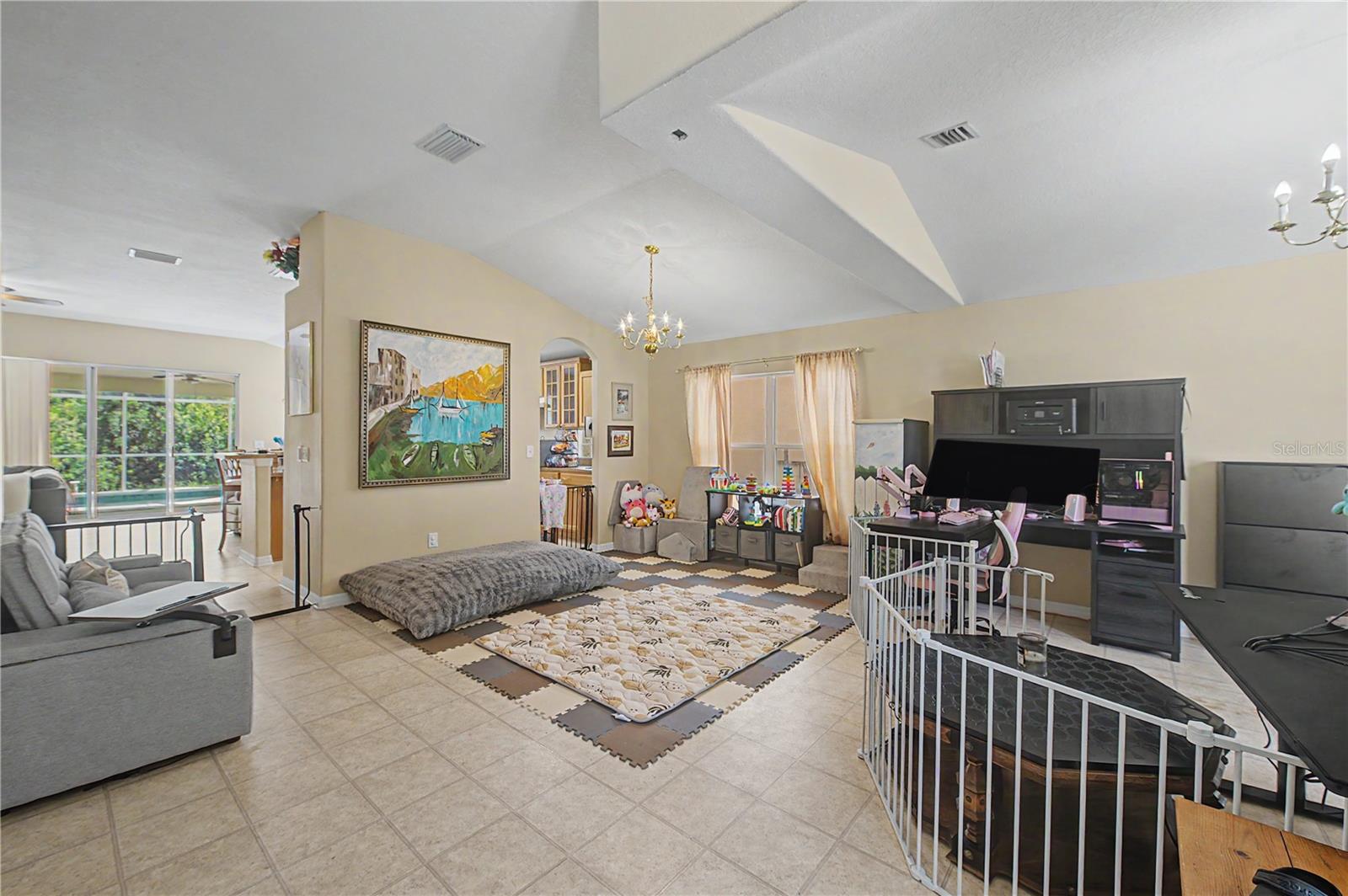 WHISPERING OAKS SECOND ADDITIO - Residential
