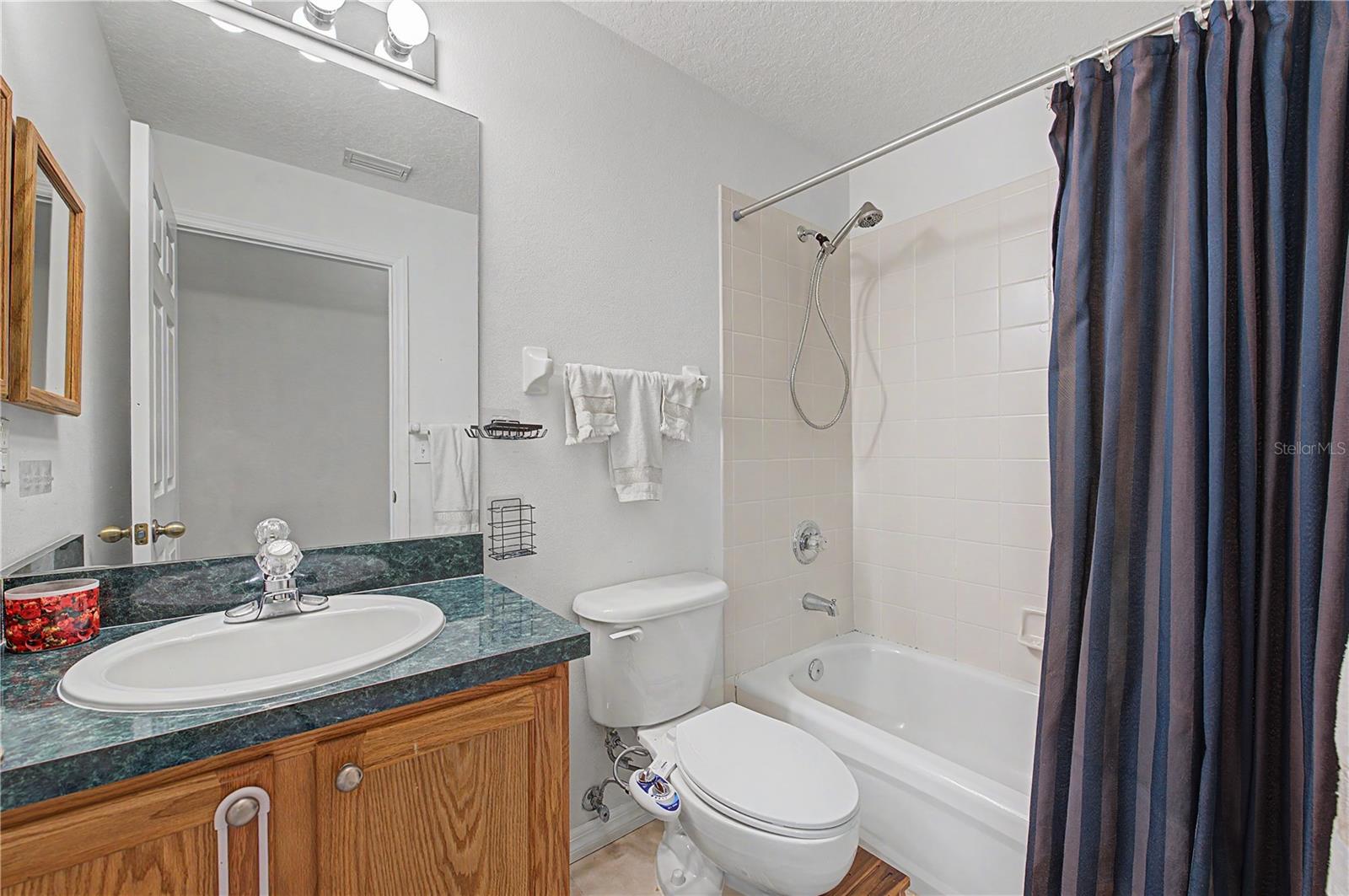 WHISPERING OAKS SECOND ADDITIO - Residential