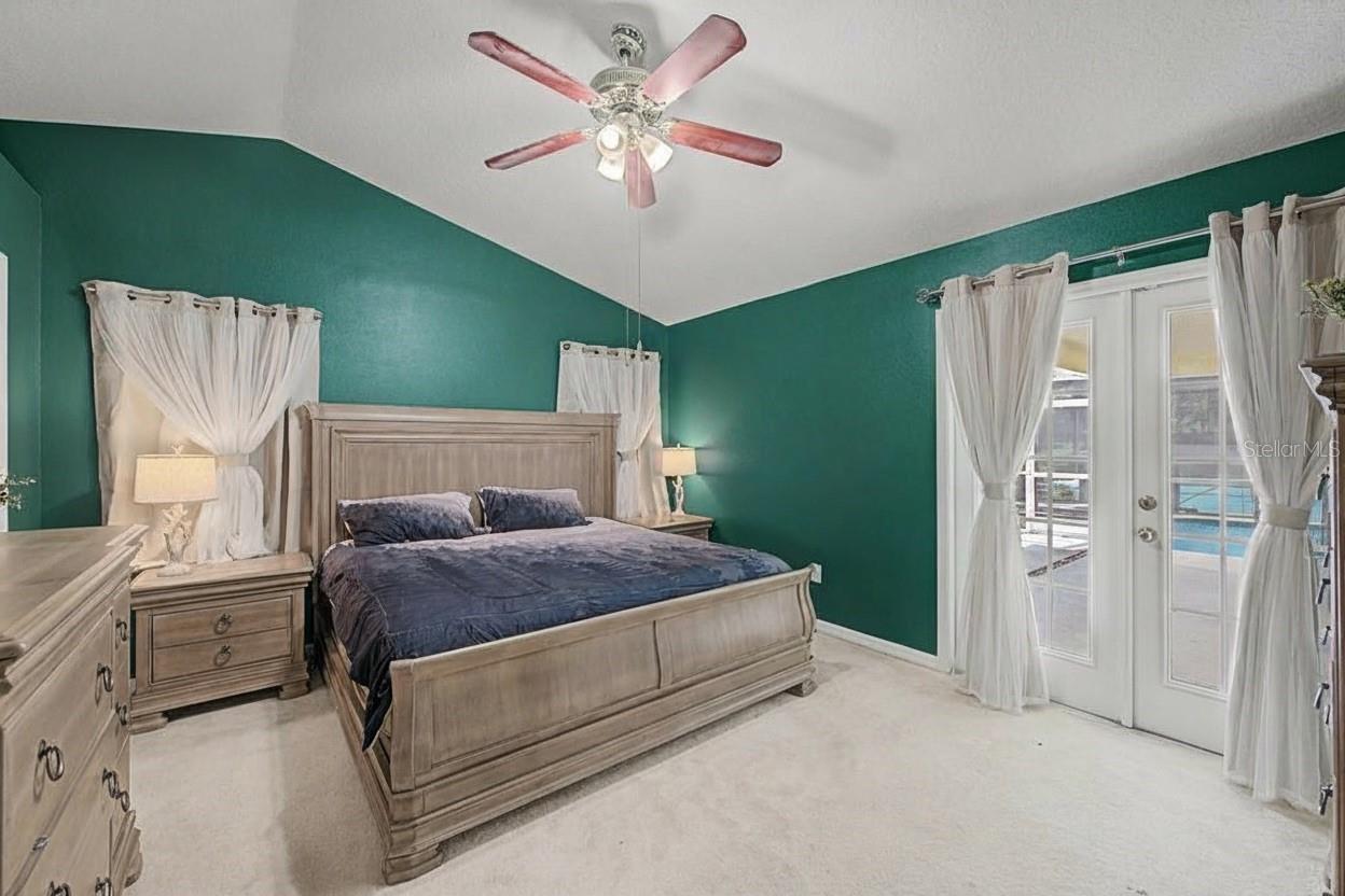WHISPERING OAKS SECOND ADDITIO - Residential
