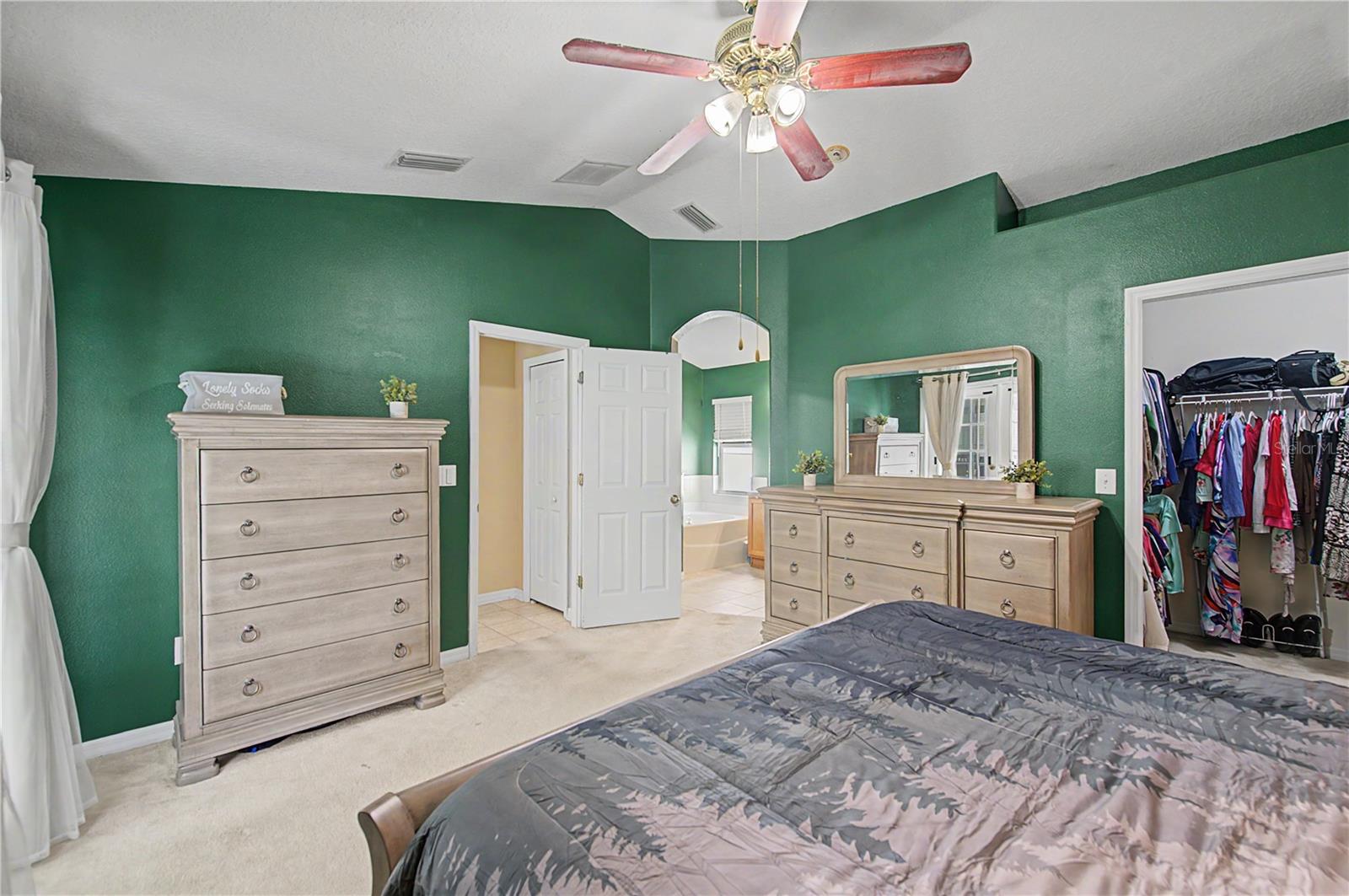 WHISPERING OAKS SECOND ADDITIO - Residential