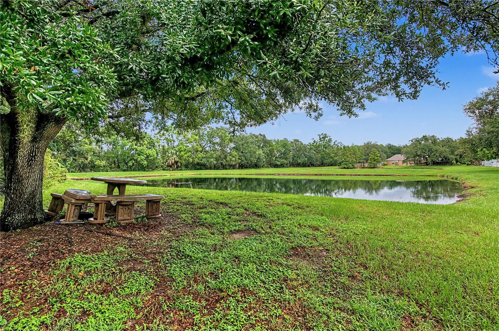 WHISPERING OAKS SECOND ADDITIO - Residential