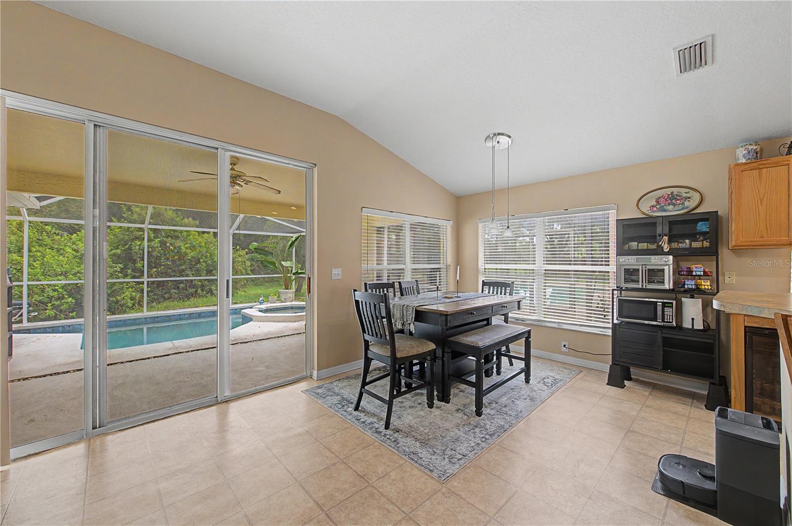 WHISPERING OAKS SECOND ADDITIO - Residential