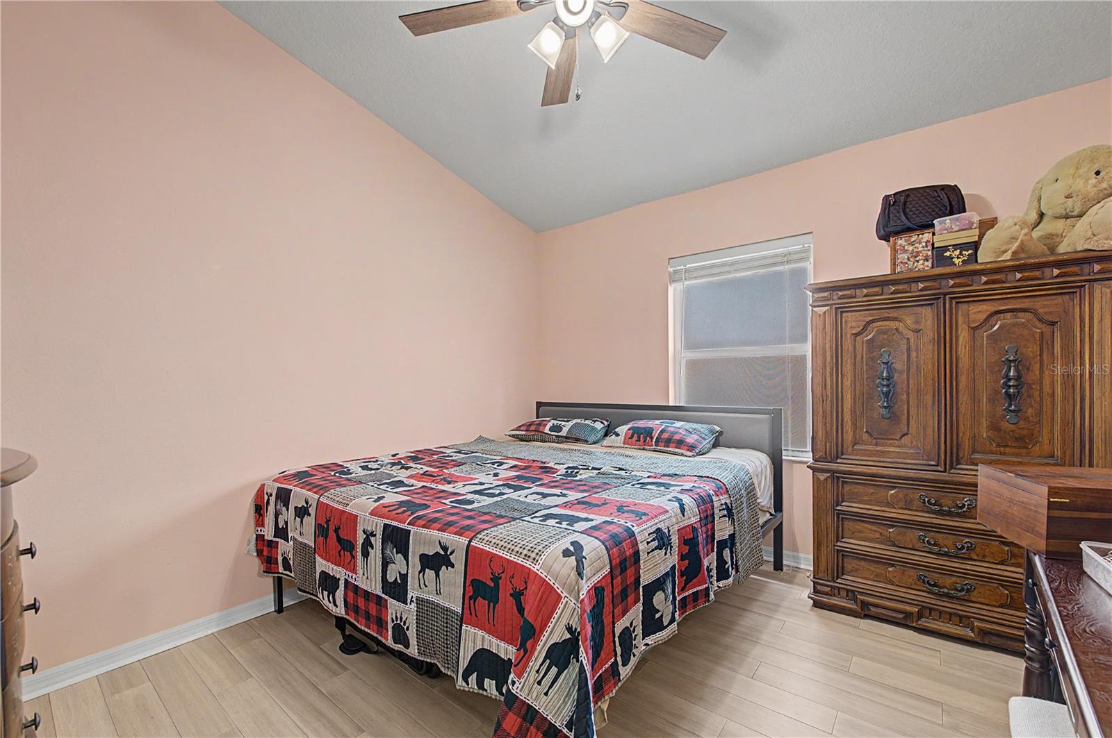 WHISPERING OAKS SECOND ADDITIO - Residential