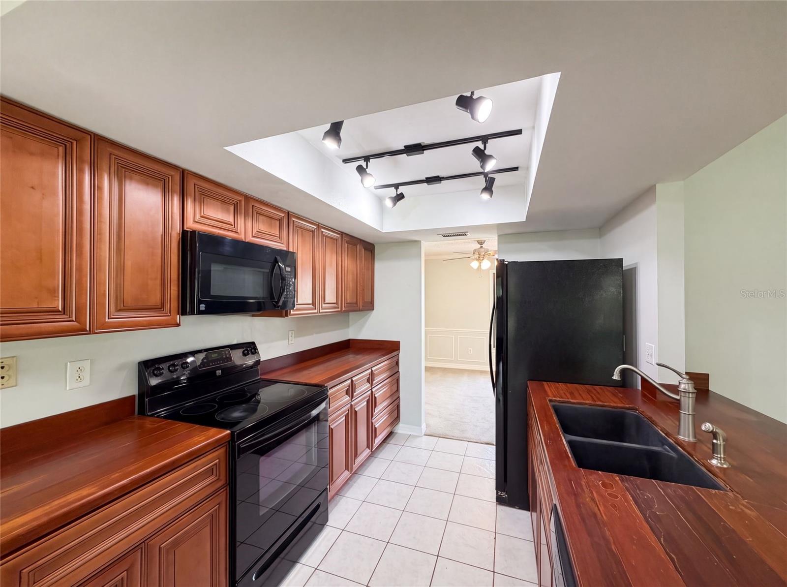 MARION OAKS UN 02 - Residential