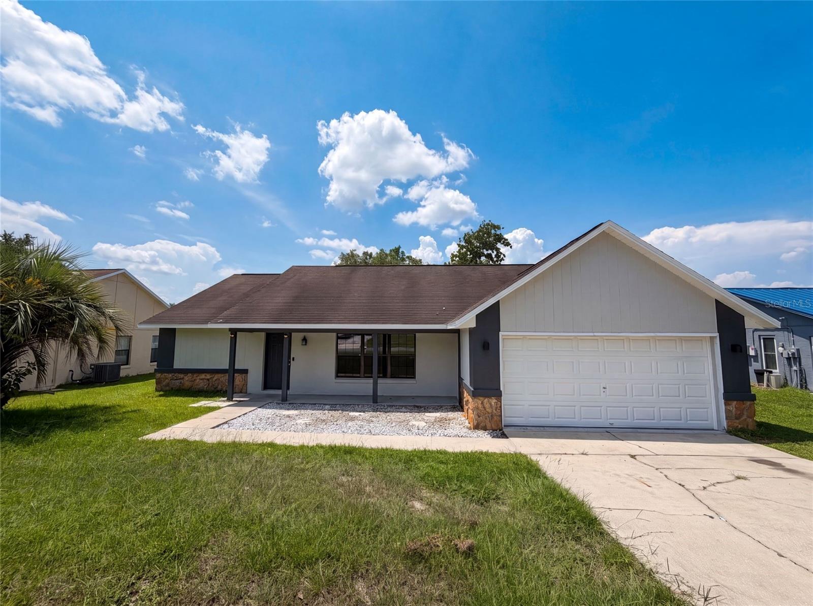 MARION OAKS UN 02 - Residential