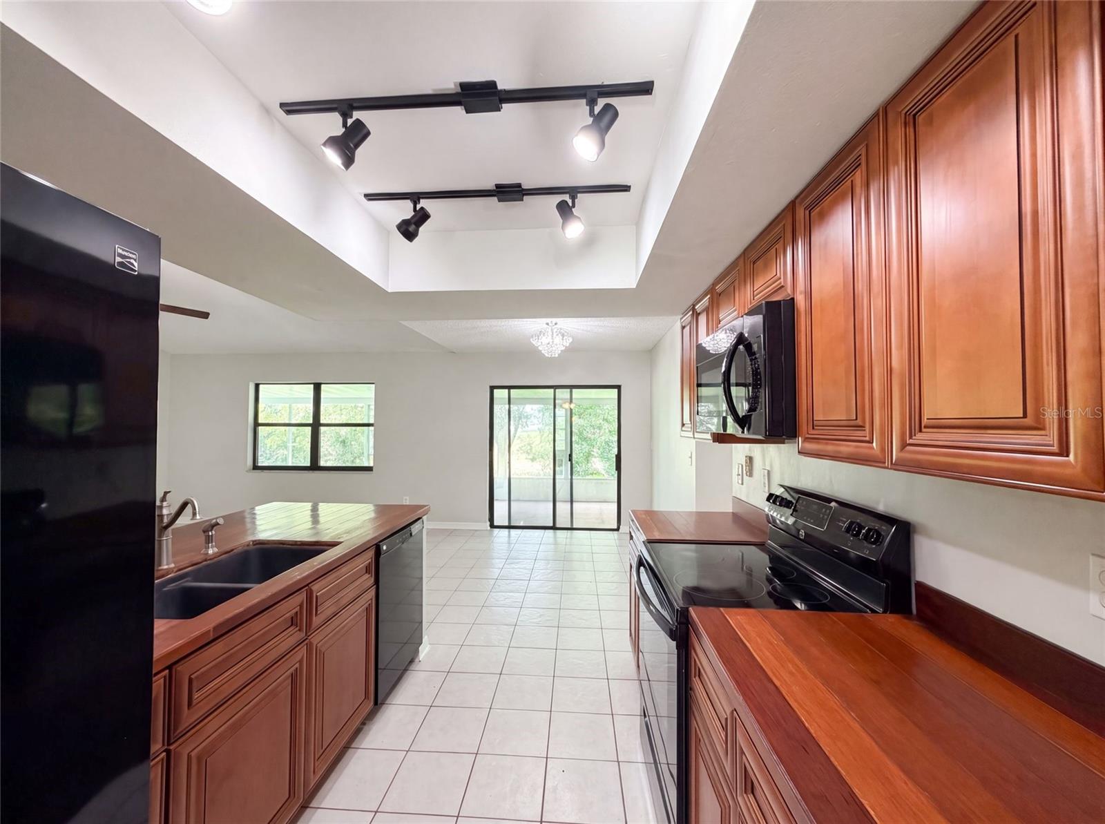 MARION OAKS UN 02 - Residential