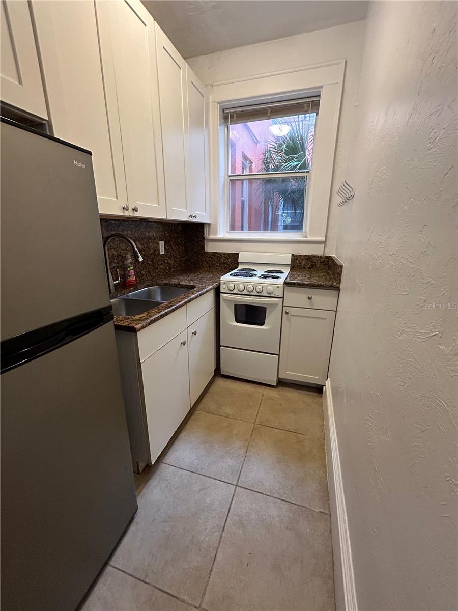 BAMBOO PLACE - Residential Lease
