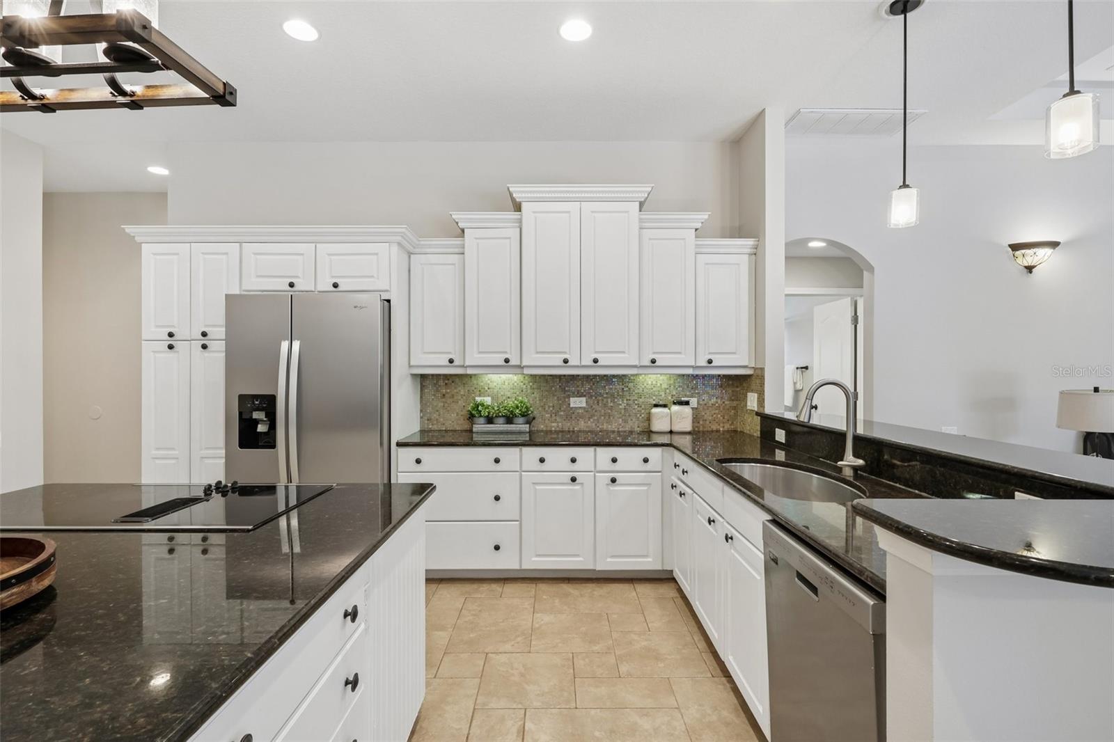 PLANTATION PALMS PH 4-A - Residential