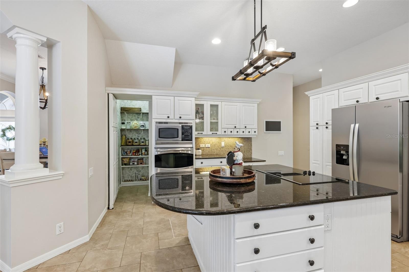 PLANTATION PALMS PH 4-A - Residential