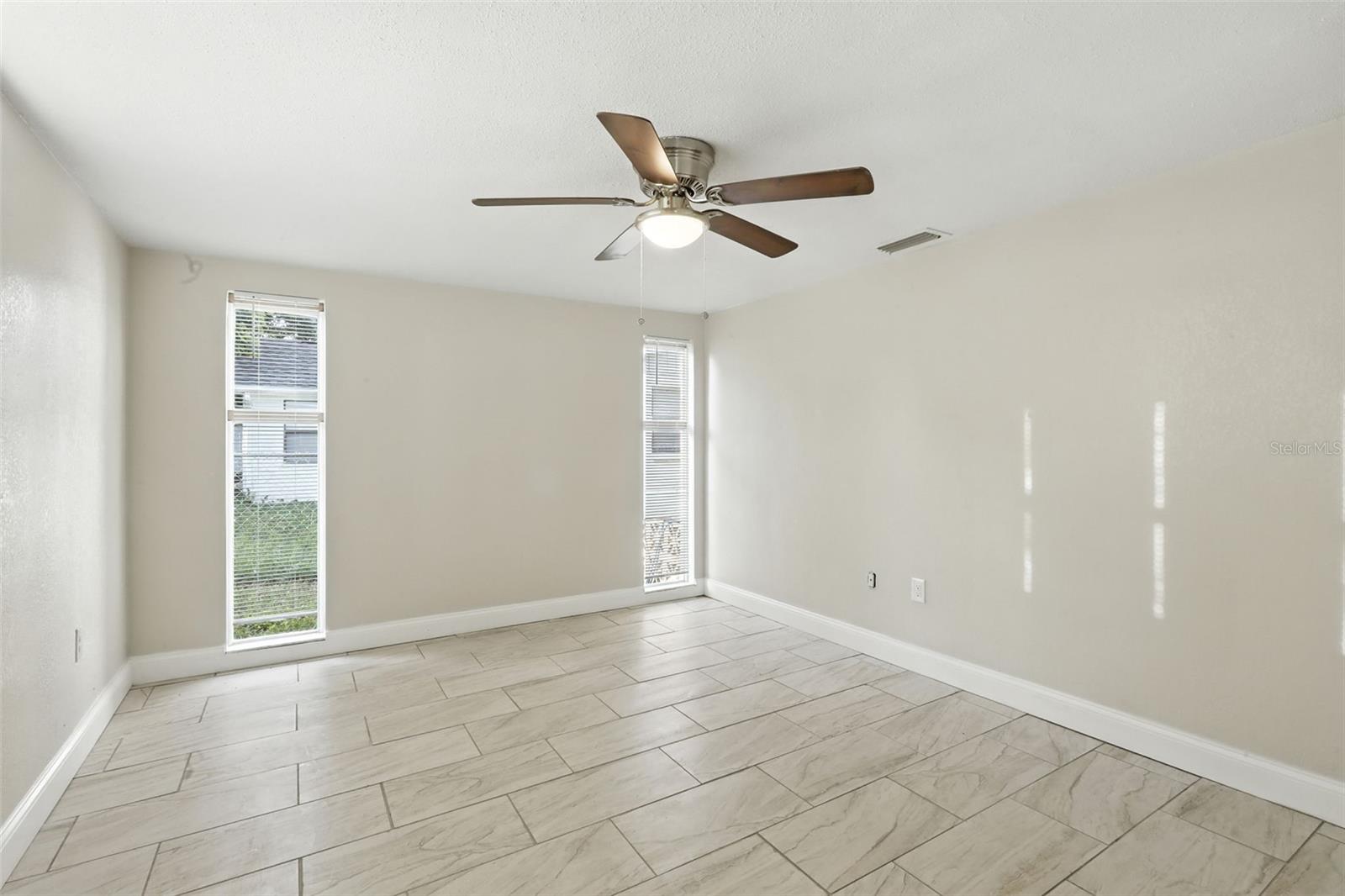 EMBASSY HILLS - Residential