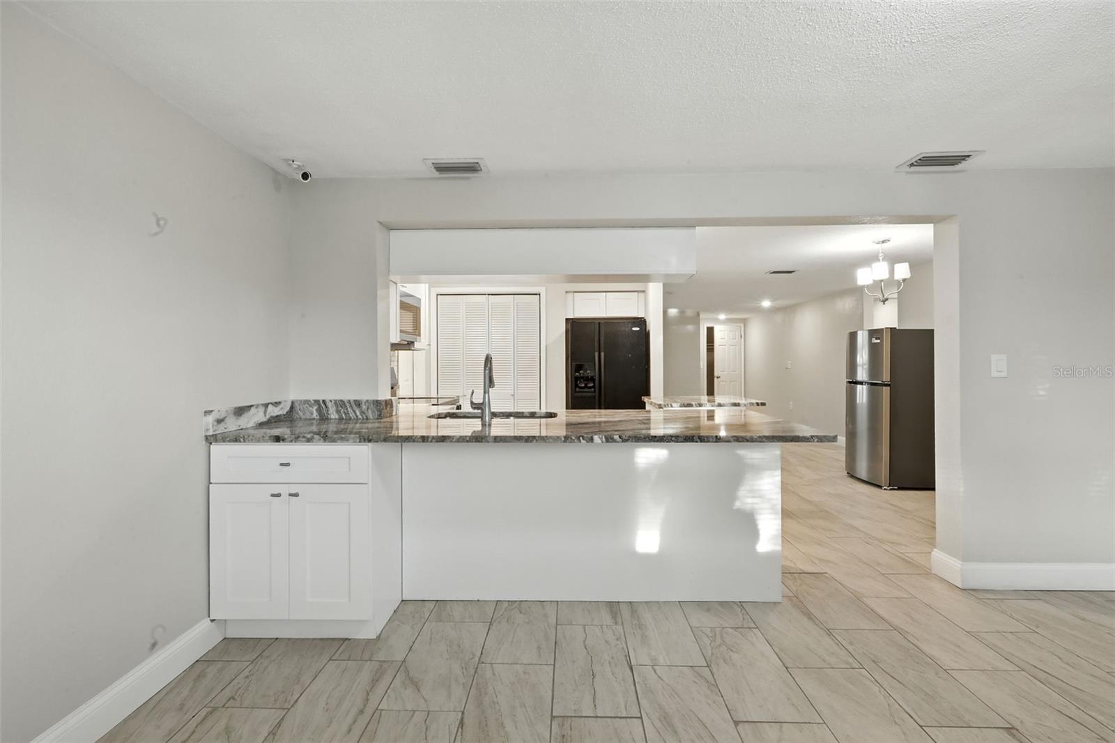 EMBASSY HILLS - Residential