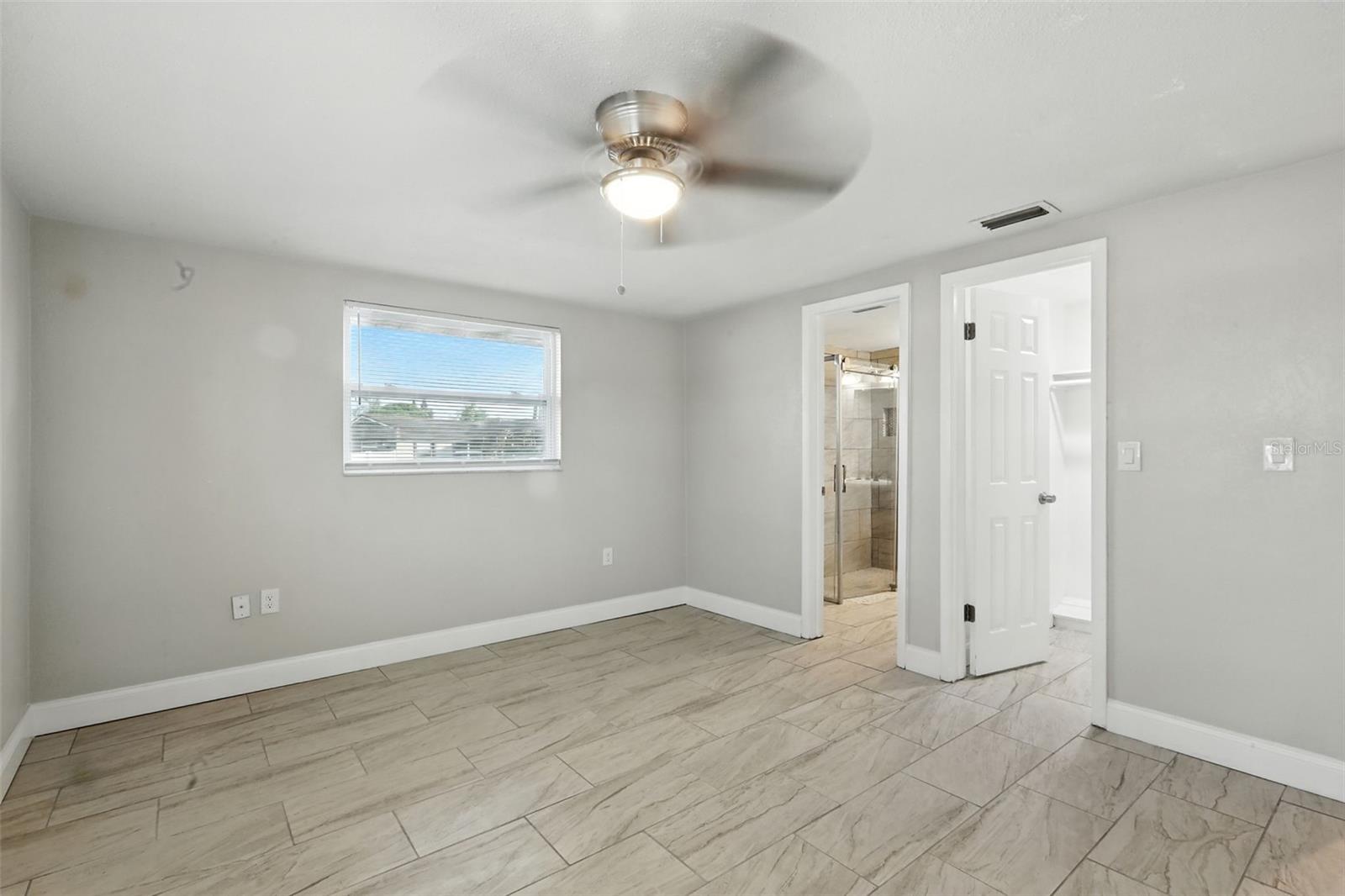 EMBASSY HILLS - Residential
