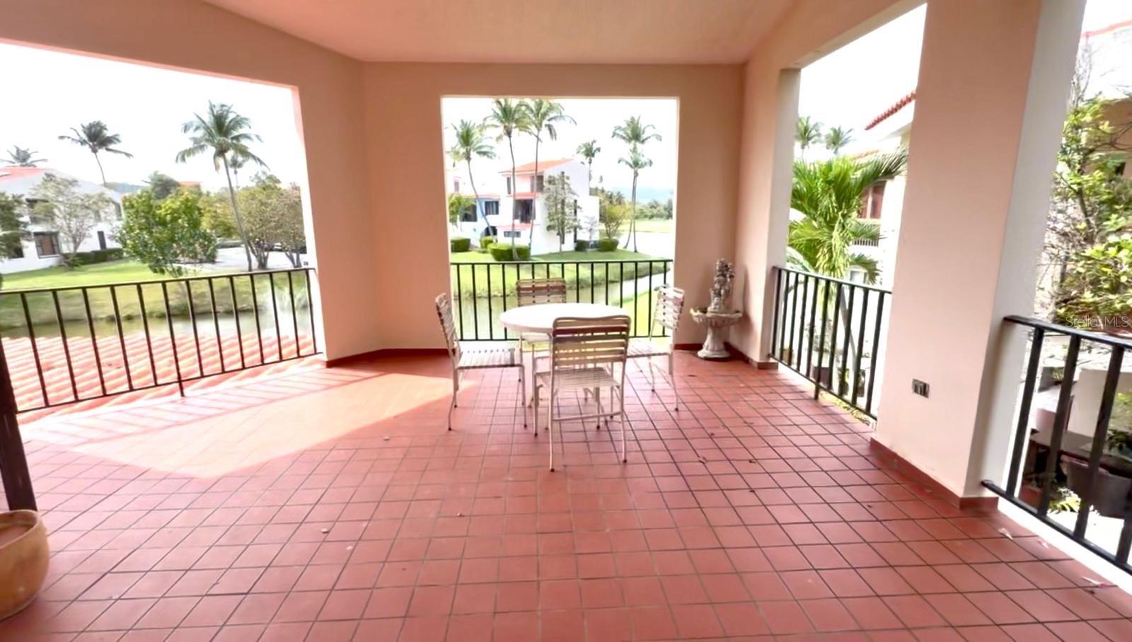 PALMAS DEL MAR FAIRLAKES VILLAGE - Residential