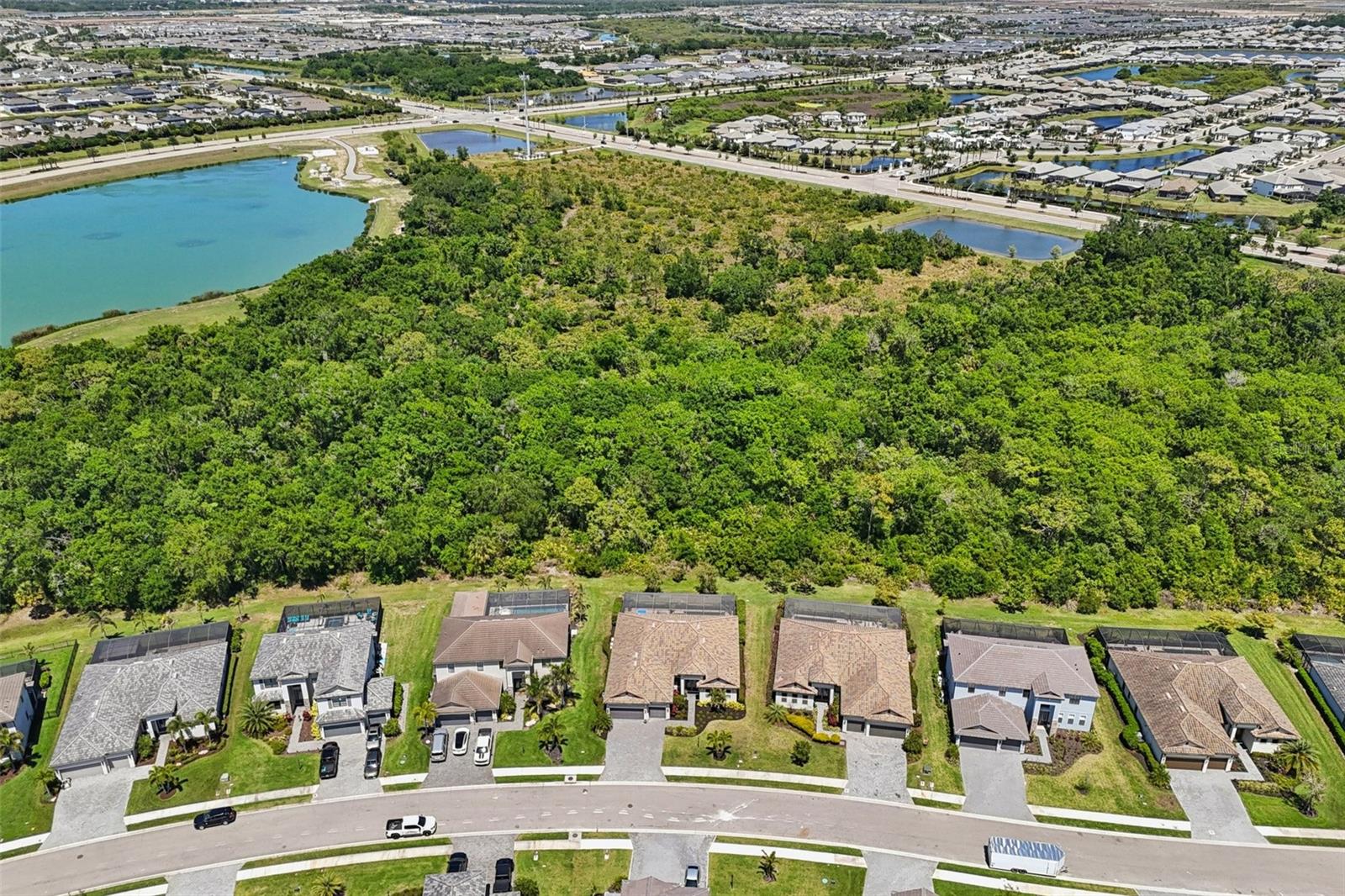 LORRAINE LAKES PH I - Residential