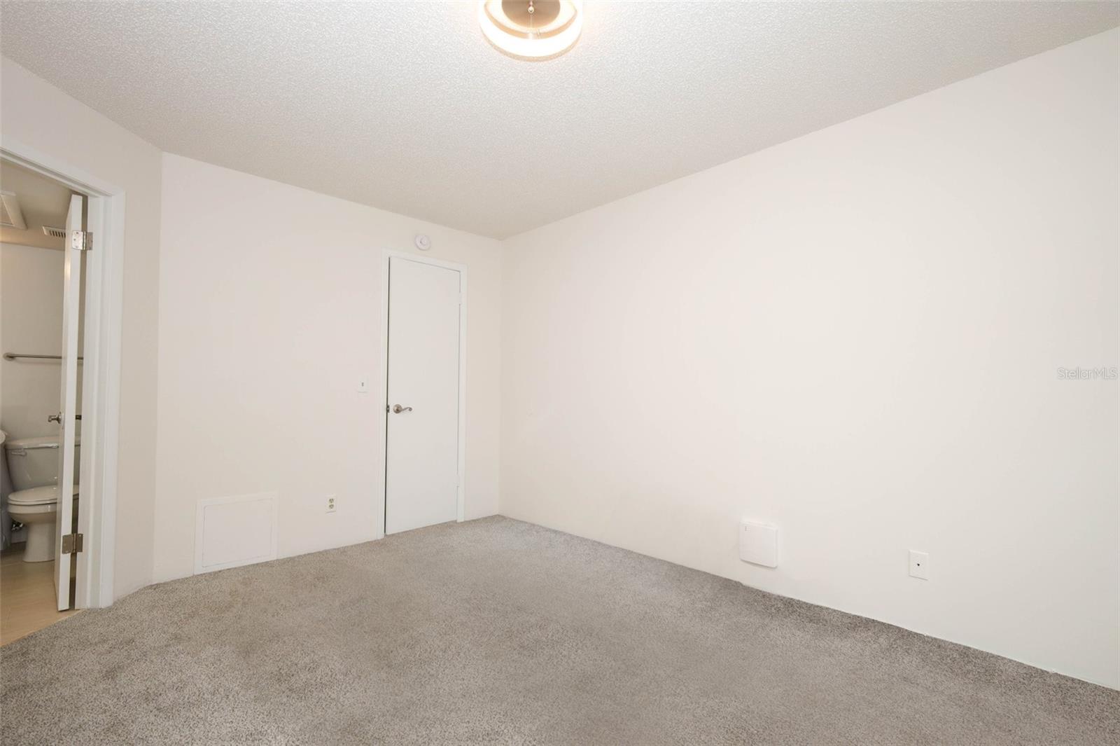 LAKEWOOD PARK A CONDO - Residential