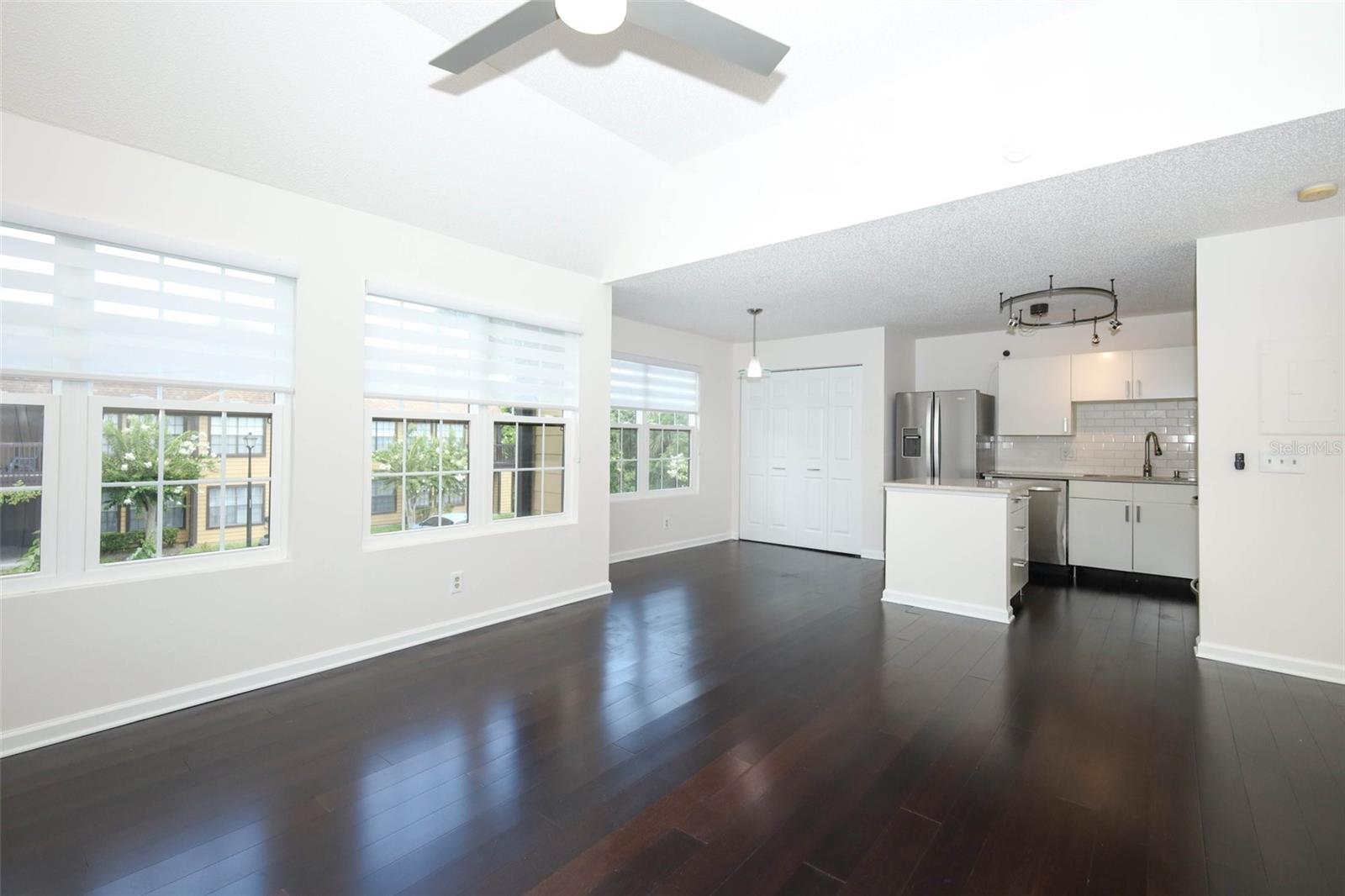 LAKEWOOD PARK A CONDO - Residential