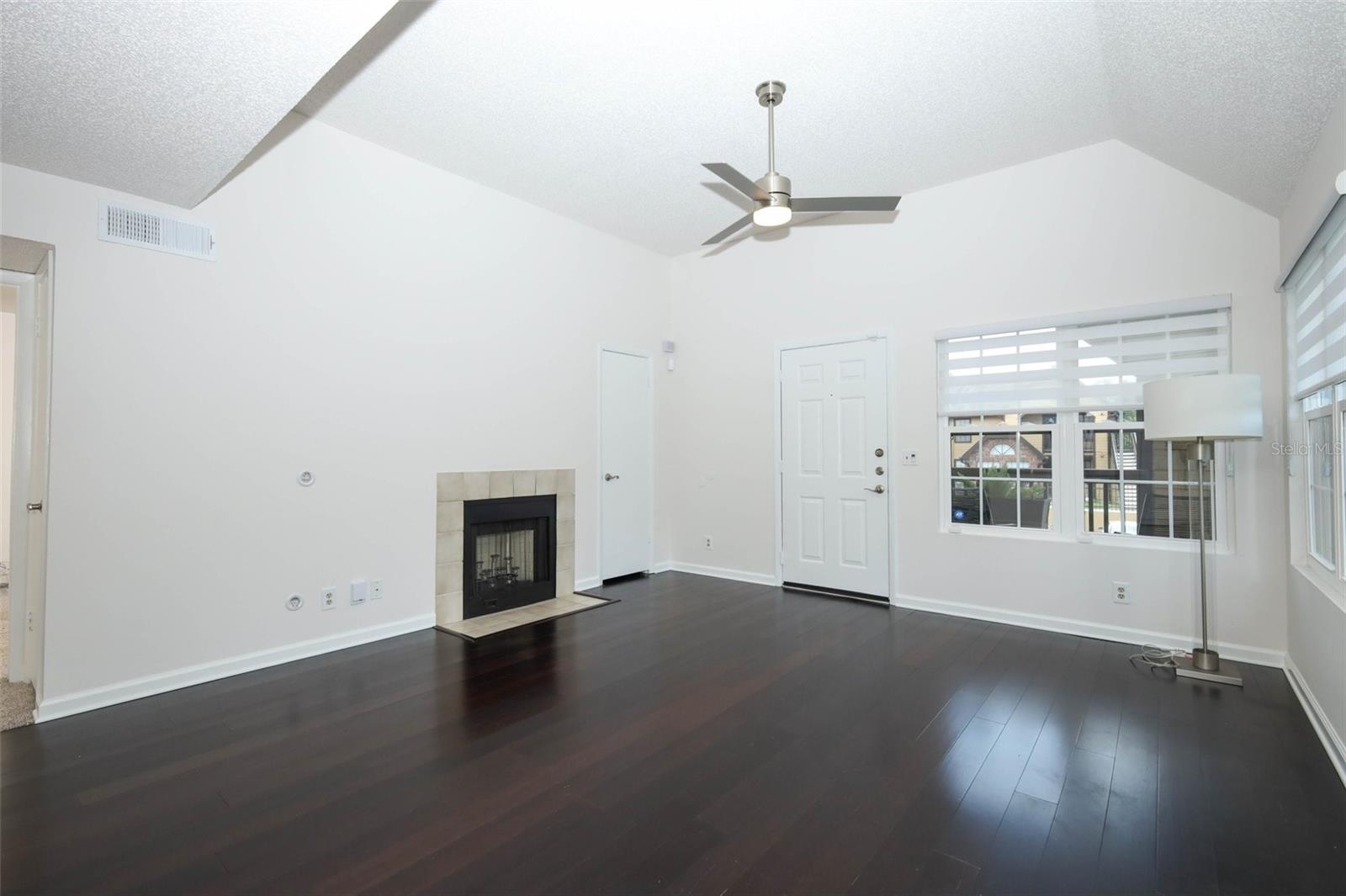 LAKEWOOD PARK A CONDO - Residential