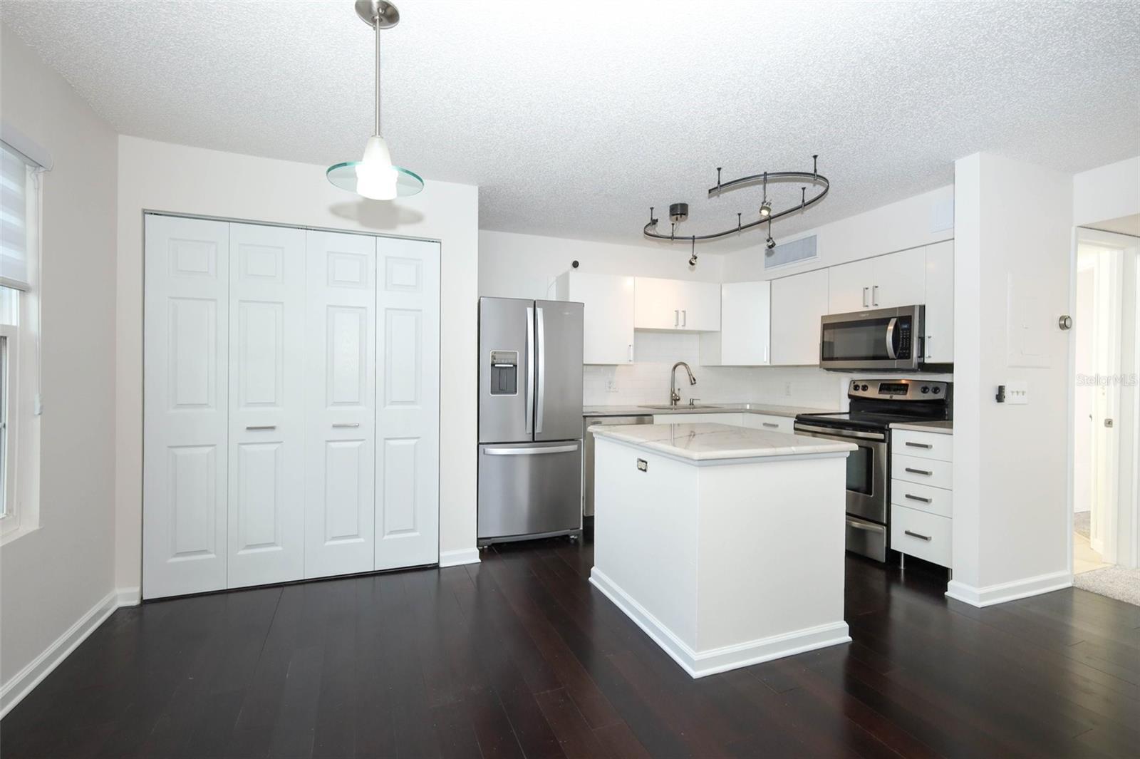 LAKEWOOD PARK A CONDO - Residential