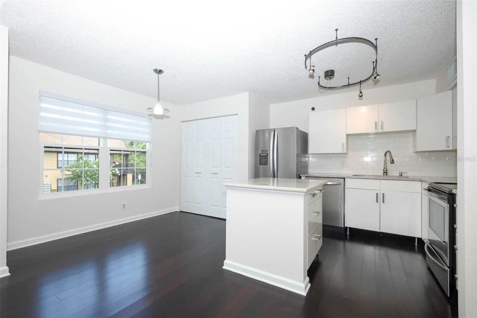 LAKEWOOD PARK A CONDO - Residential