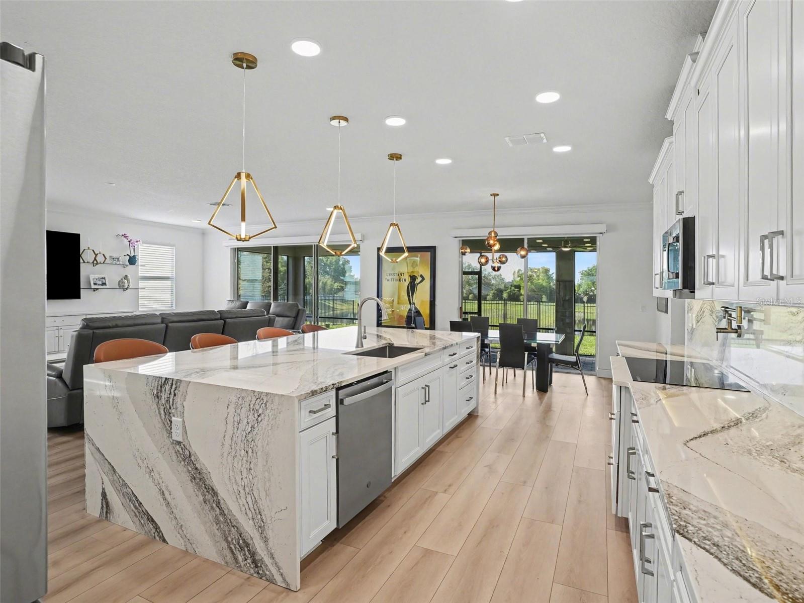 RAVENCLIFFE - Residential