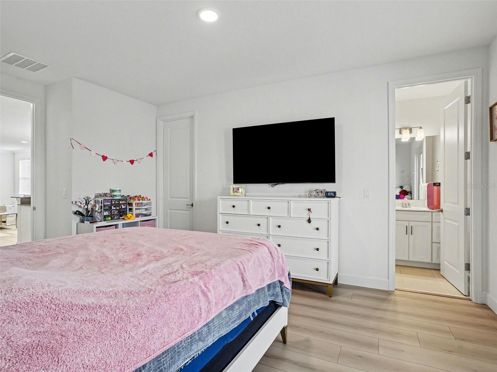 RAVENCLIFFE - Residential