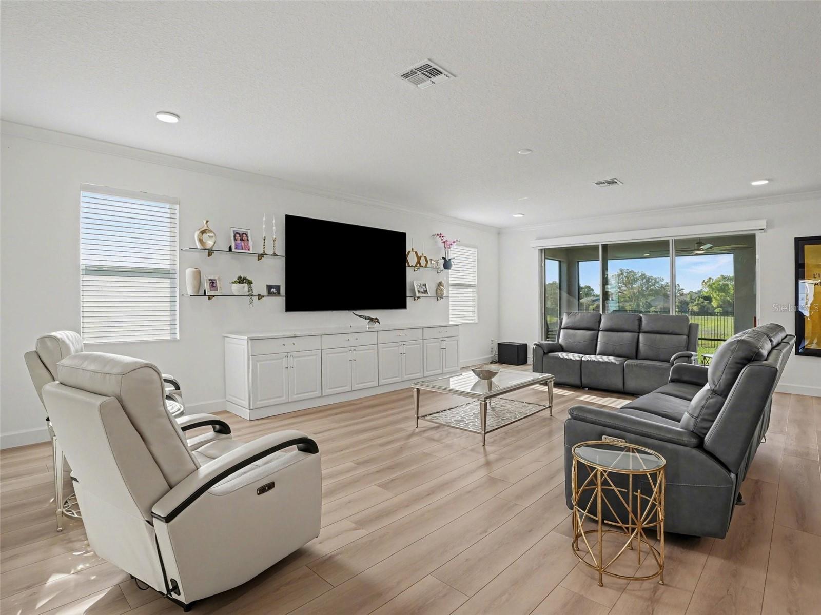 RAVENCLIFFE - Residential