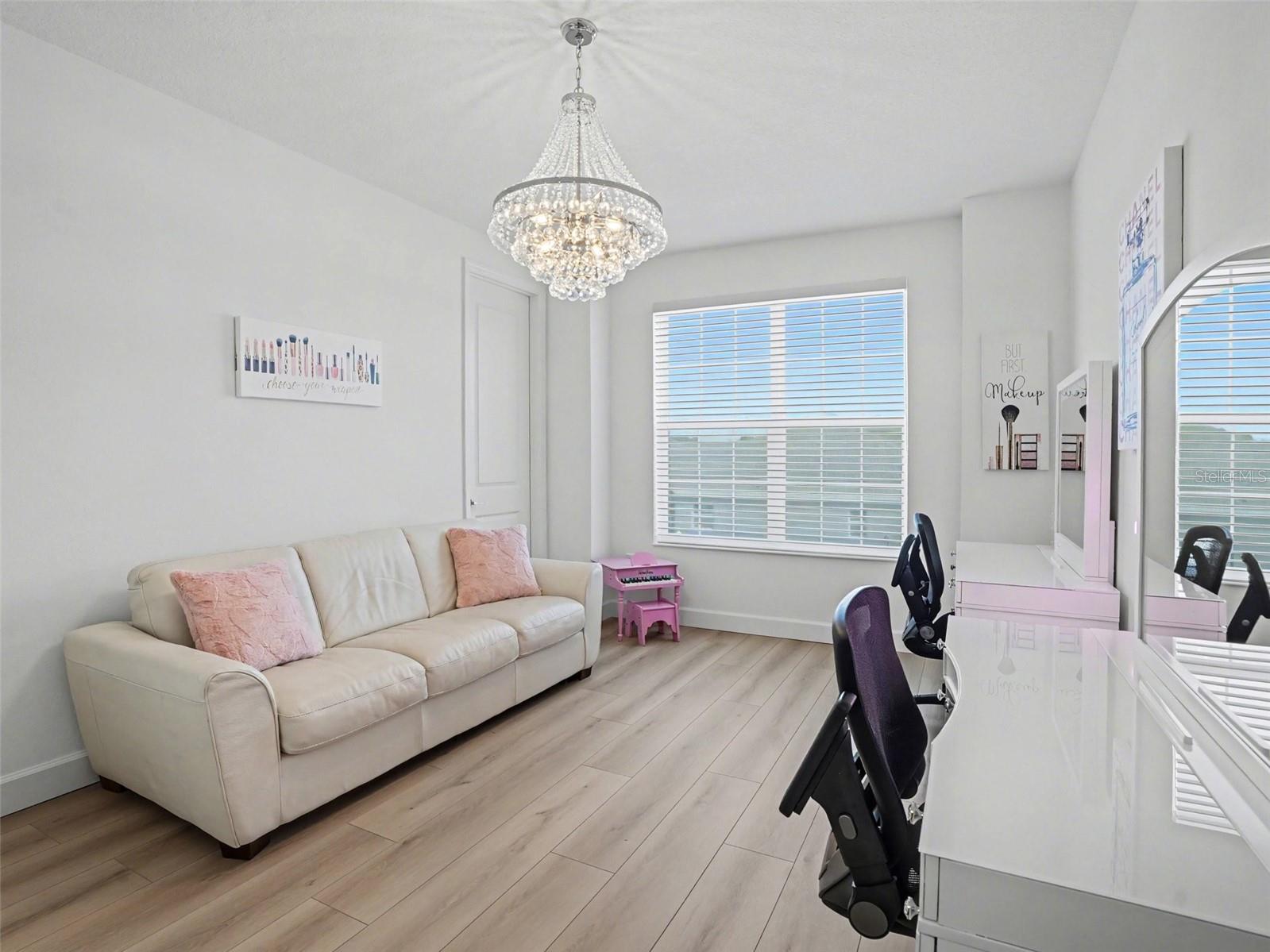 RAVENCLIFFE - Residential