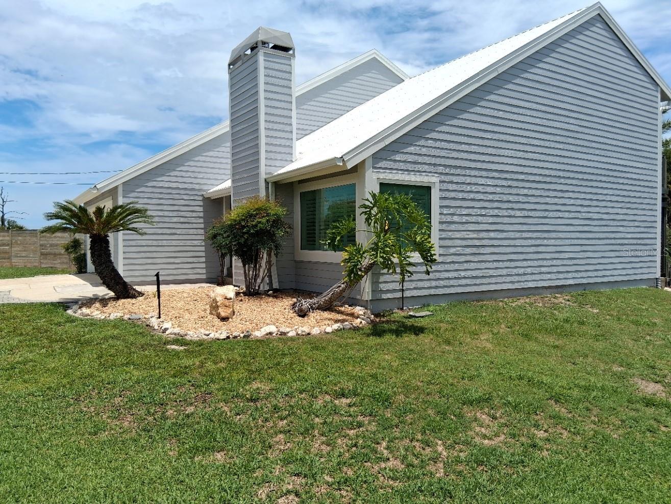 MARTHAS VINEYARD - Residential
