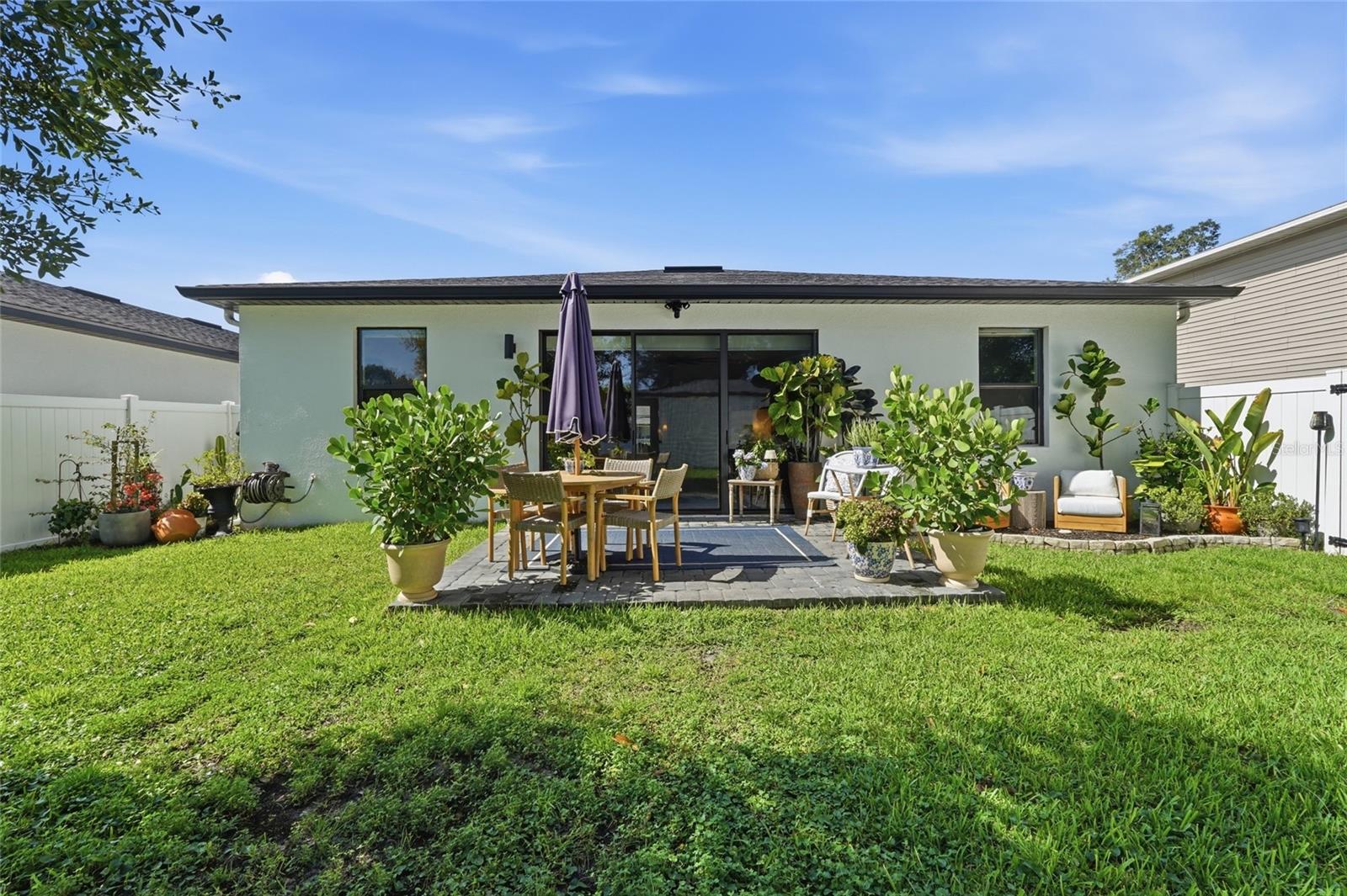 CLOVERLAWN - Residential