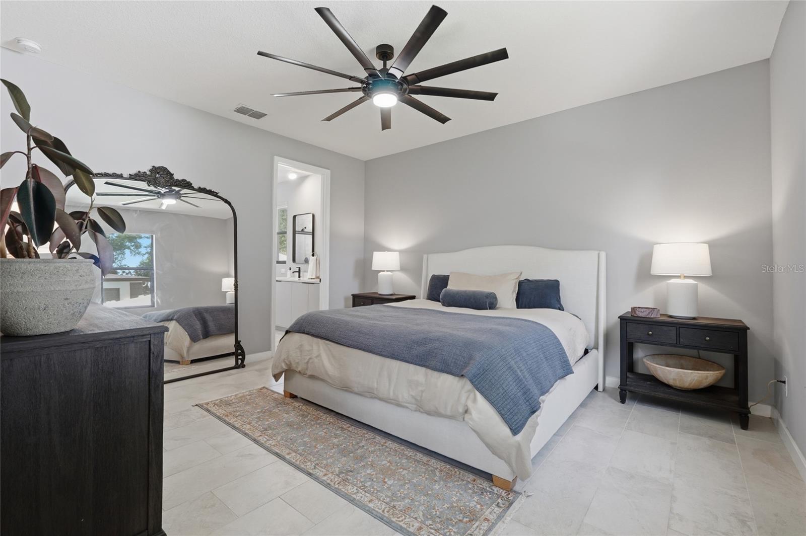 CLOVERLAWN - Residential