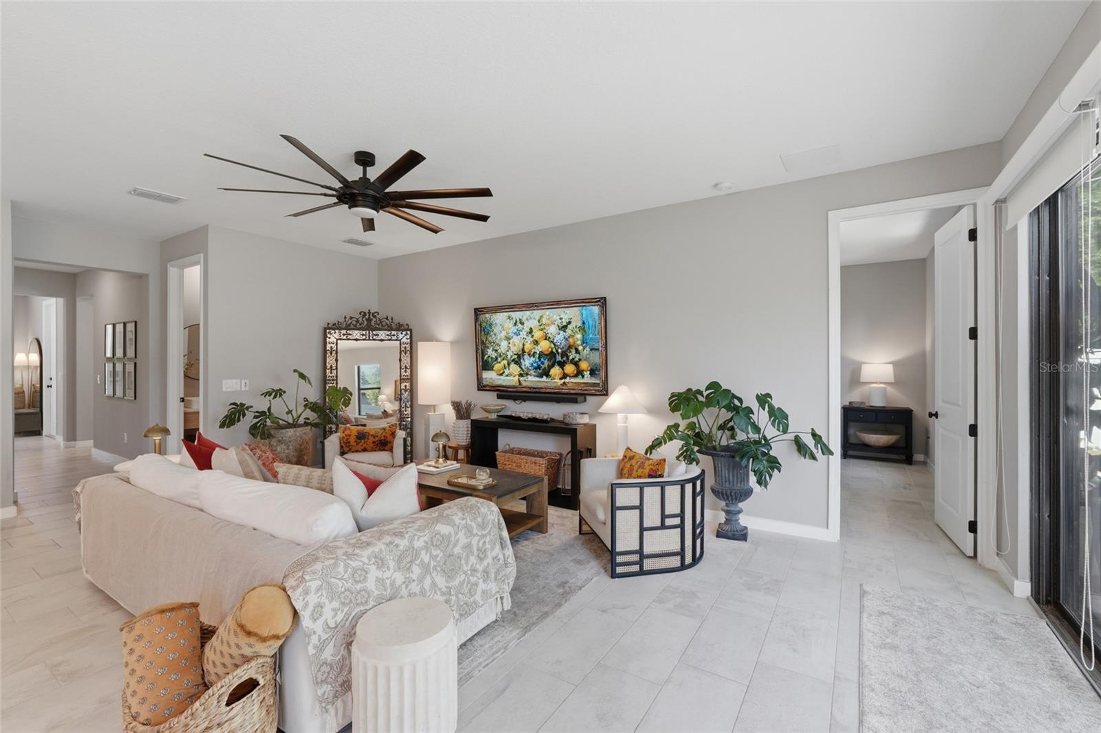CLOVERLAWN - Residential