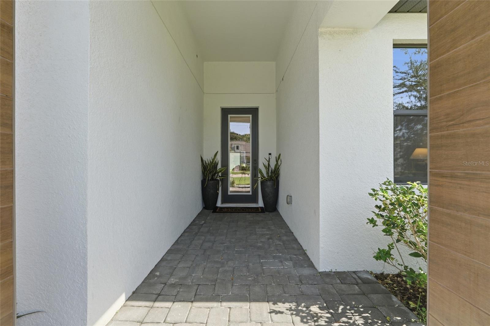 CLOVERLAWN - Residential