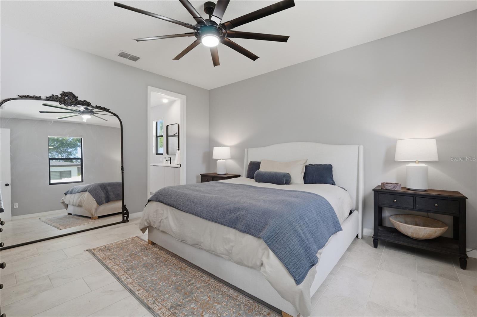 CLOVERLAWN - Residential